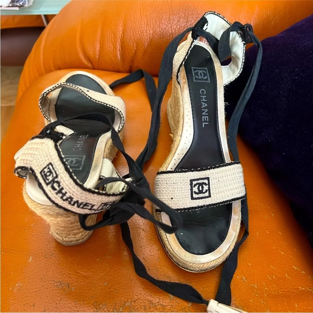 ISO - Chanel Espadrilles Wedge sandals *DO NOT BUY * Size 41 - Picture 1 of 1